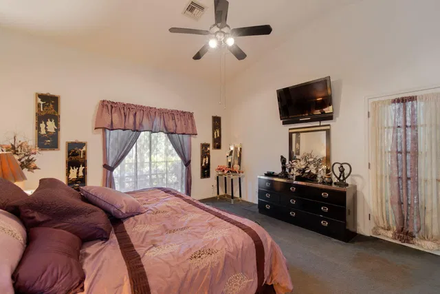  Residence photo 27