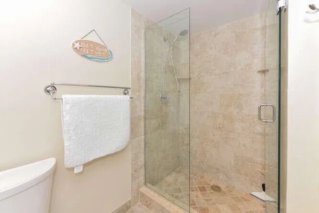 Unit 202 photo 20