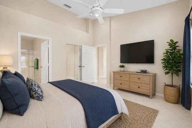Residence photo 18