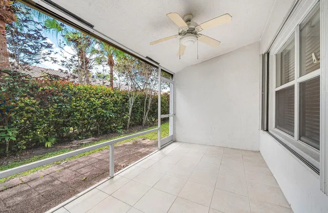 Residence photo 28