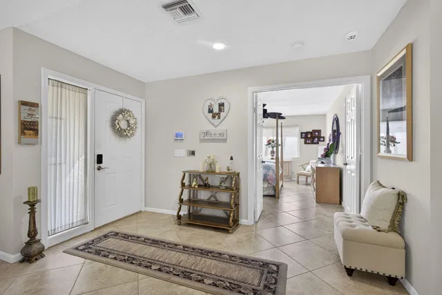 PGA National Palm Beach Gardens Unit B photo 6