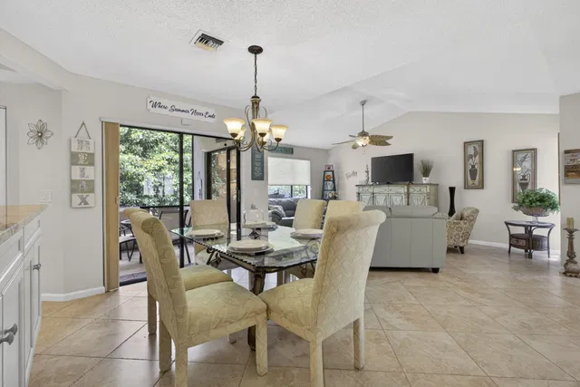 PGA National Palm Beach Gardens Unit B photo 17