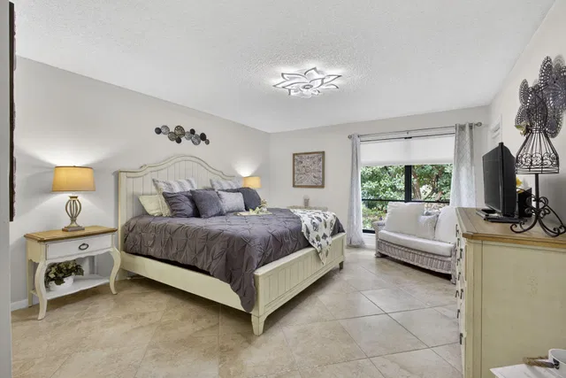 PGA National Palm Beach Gardens Unit B photo 26