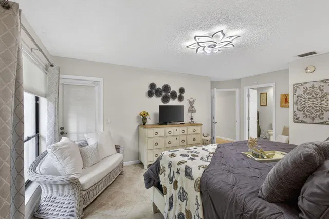 PGA National Palm Beach Gardens Unit B photo 28