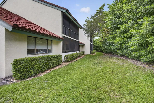 PGA National Palm Beach Gardens Unit B photo 44