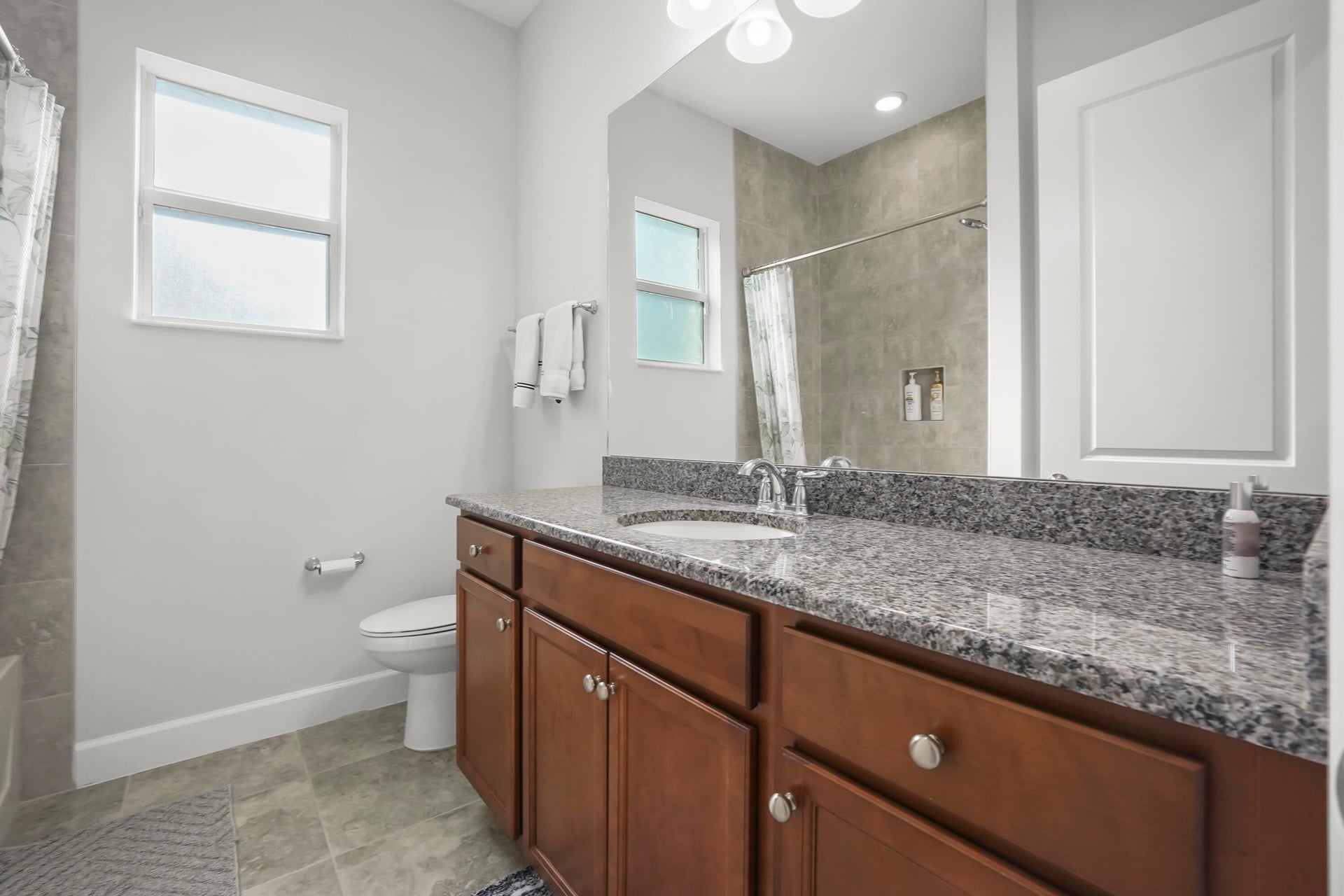 Residence photo 17