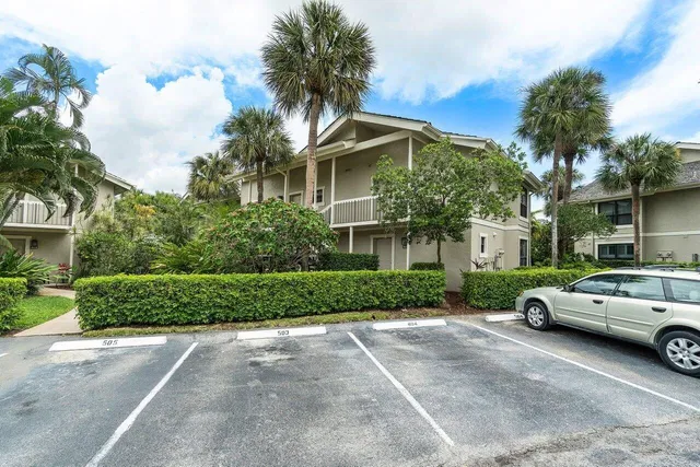 Tennis Lodges Wellington Unit 407 photo 17