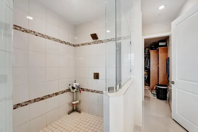 Unit 5 photo 46