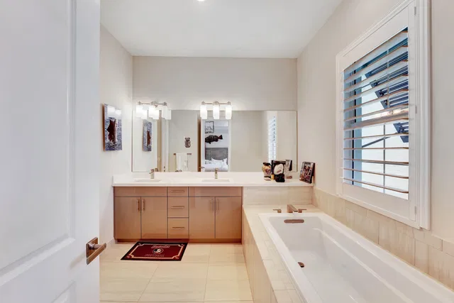 Unit 5 photo 60