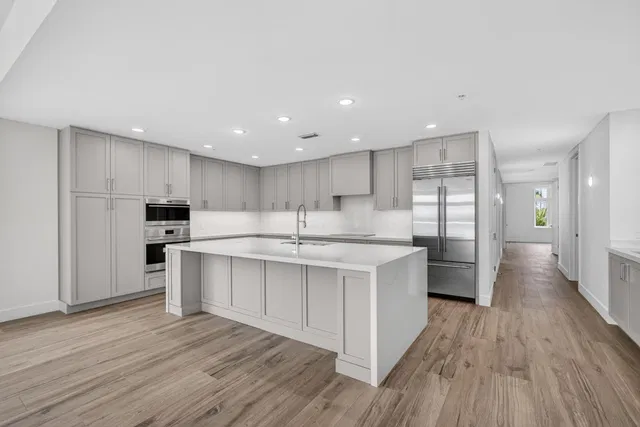 Singer Island Unit 1-302 photo 7