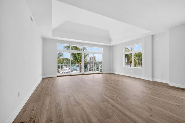 Singer Island Unit 1-302 photo 18