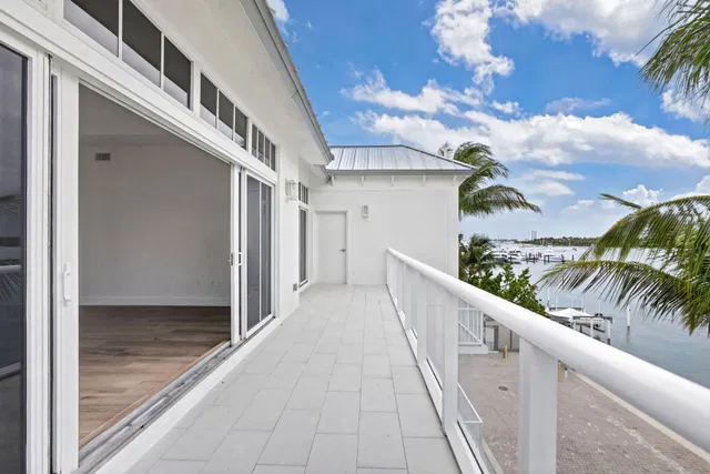 Singer Island Unit 1-302 photo 27
