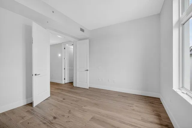 Singer Island Unit 1-302 photo 28