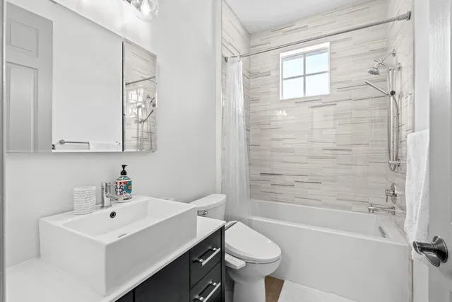 Residence photo 36