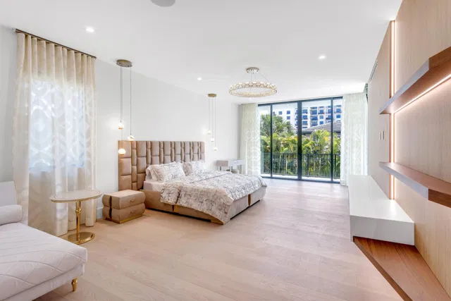Residence photo 23
