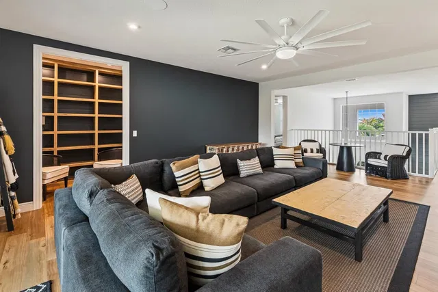  Residence photo 41