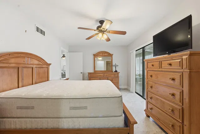 Residence photo 13