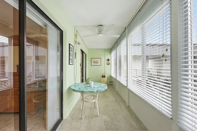 Residence photo 21