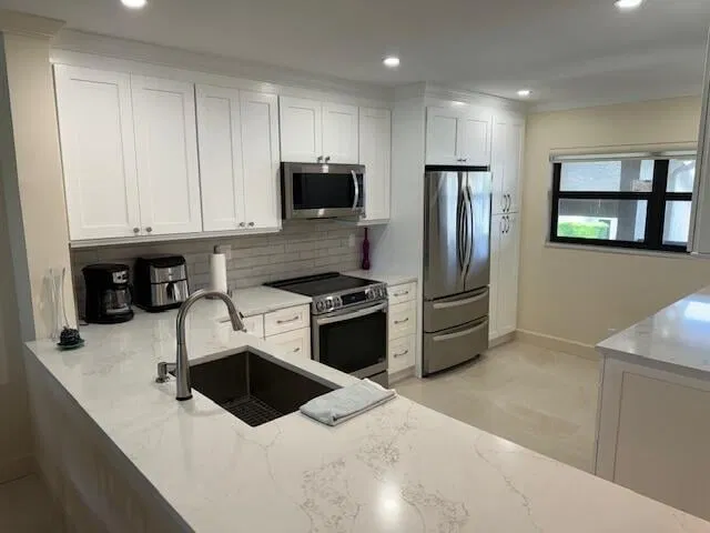 Eastpointe Country Club Unit 203 photo 3