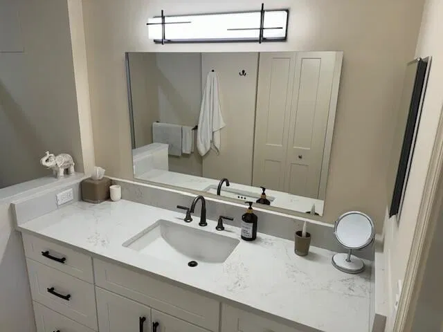 Eastpointe Country Club Unit 203 photo 9