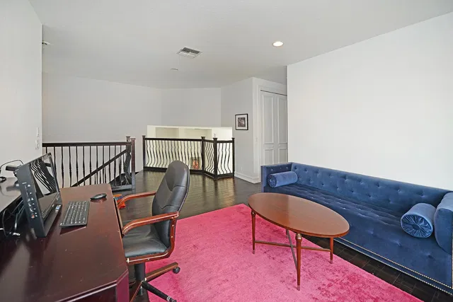 Woodfield Country Club Residence photo 18
