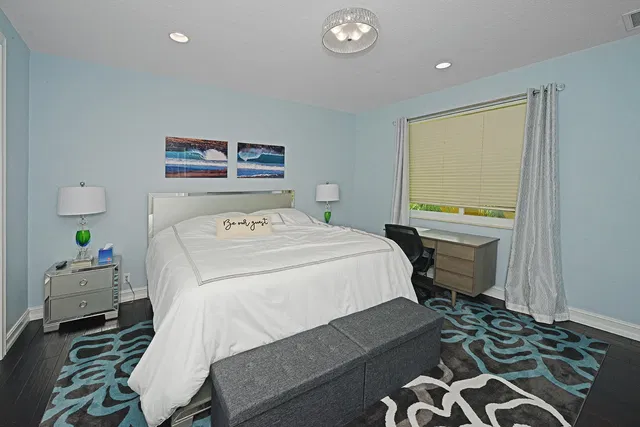 Woodfield Country Club Residence photo 21