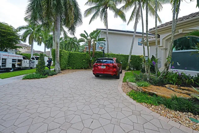 Woodfield Country Club Residence photo 38