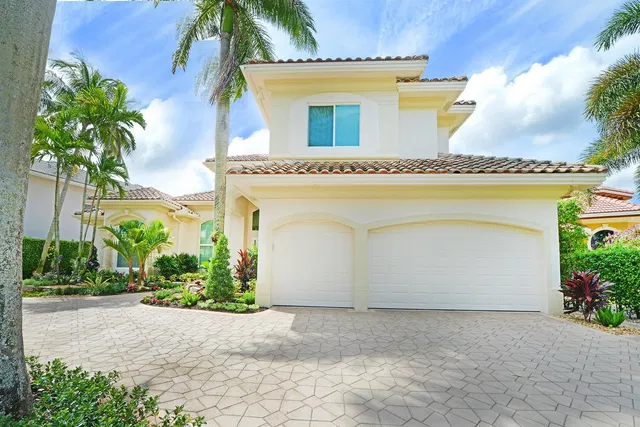 Woodfield Country Club Residence photo 41