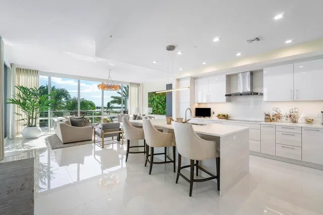 Water Club North Palm Beach Unit 401 photo 2