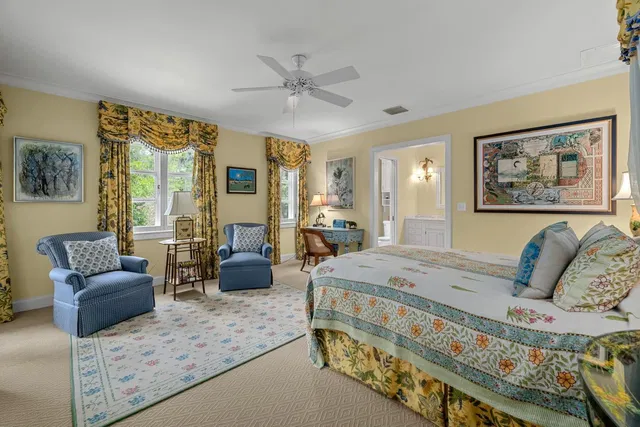 Residence photo 30
