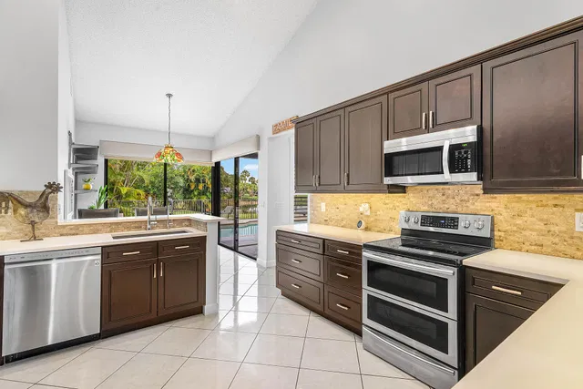 Stonebridge Country Club Residence photo 12
