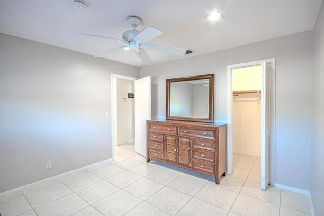Unit 202 photo 8
