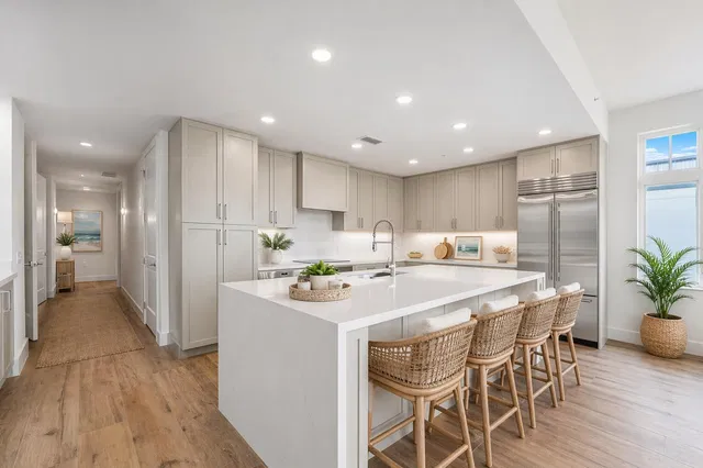 Singer Island Unit 2304 photo 3