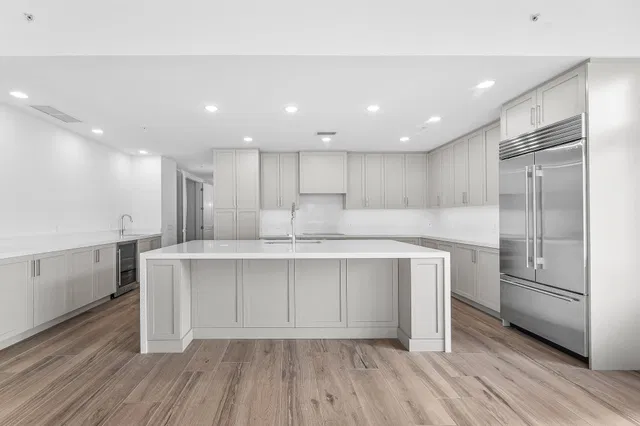 Singer Island Unit 2304 photo 5