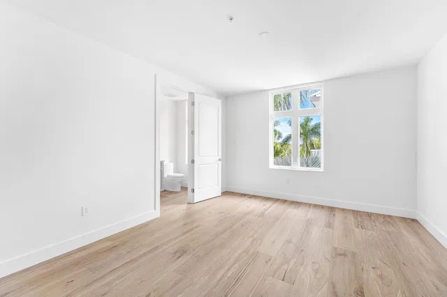 Singer Island Unit 2304 photo 18