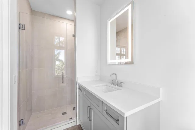 Singer Island Unit 2304 photo 21
