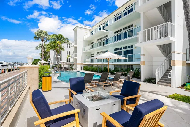 Singer Island Unit 2304 photo 25