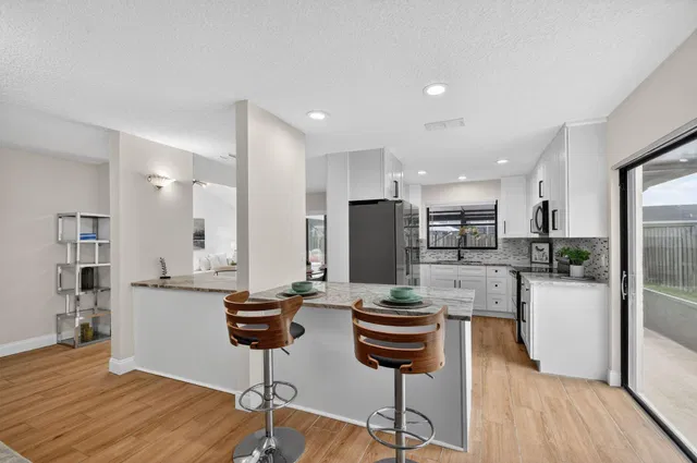 Residence photo 15