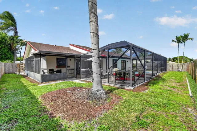 Residence photo 52