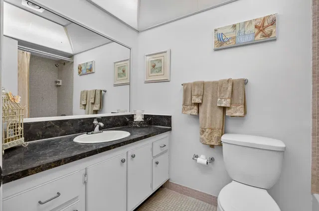  Unit 210 photo 22