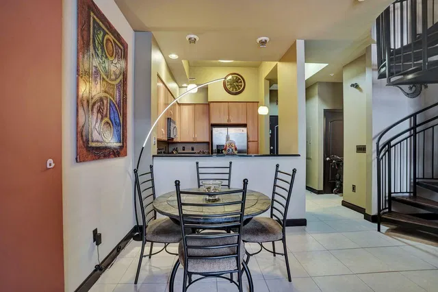 One City Plaza Unit 225 photo 10
