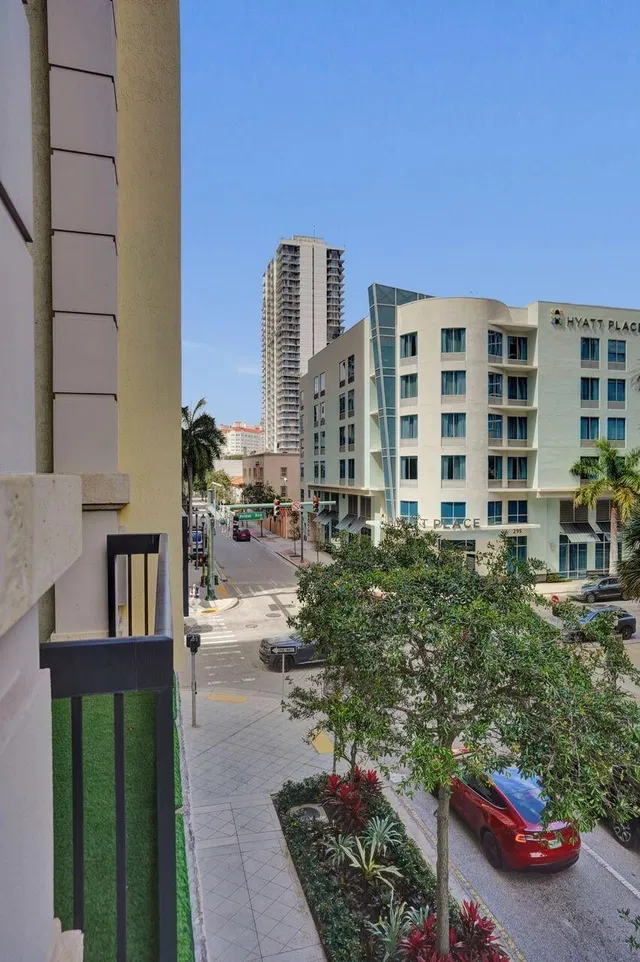 One City Plaza Unit 225 photo 47