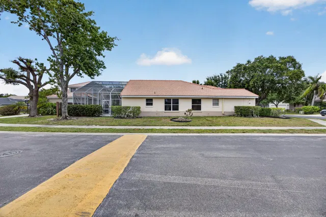 Residence photo 5