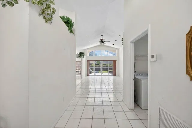 Residence photo 9