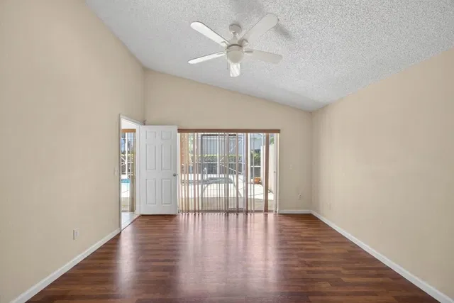 Residence photo 27