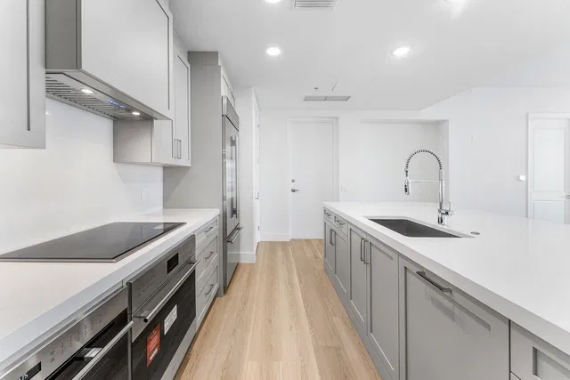 Singer Island Unit 4102 photo 7
