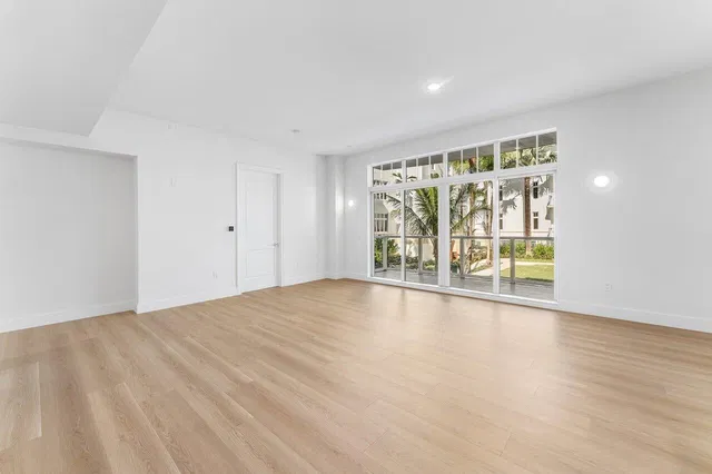 Singer Island Unit 4102 photo 11