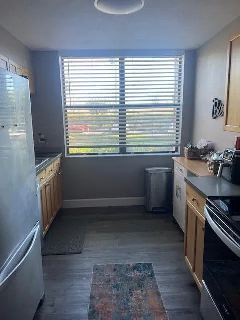Unit 2111 photo 9
