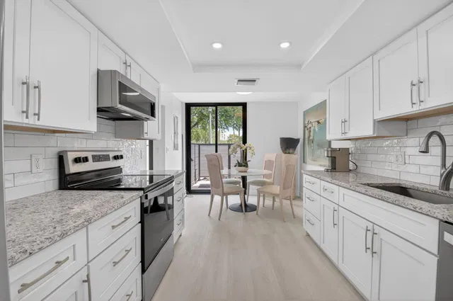 Boca West Country Club Residence photo 4