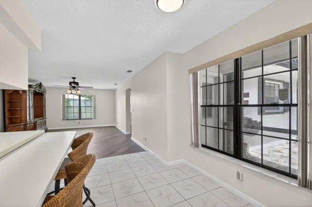 Residence photo 20